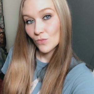 Meet your Posher, Jenipher